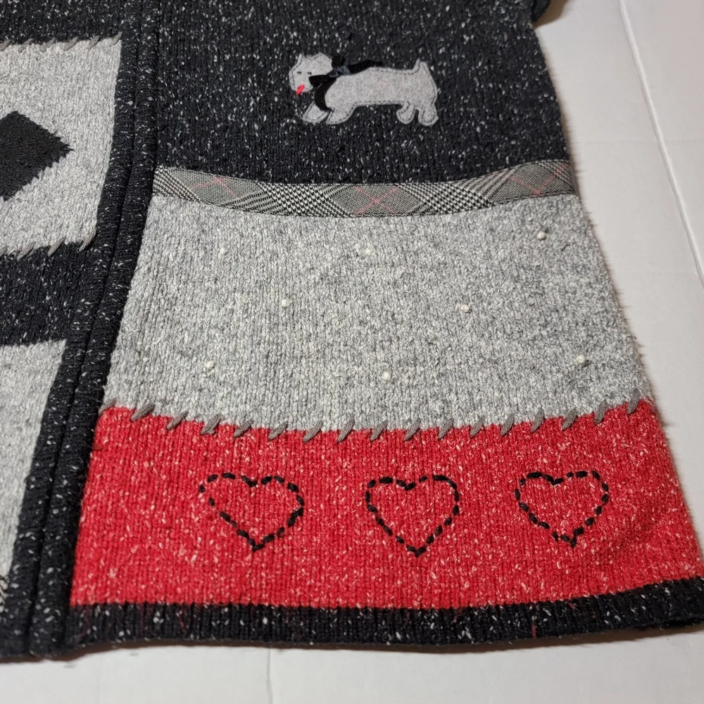 TanJay‎ Patchwork Scotty Dog Zipper Cardigan Sweater Medium Black Gray Red Heart